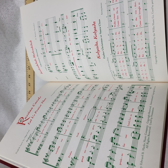 3/$20 Christmas In Russia from World Book - Picture 11 of 16